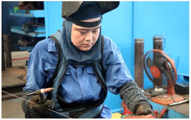 雙良集團精益五星班組長專訪